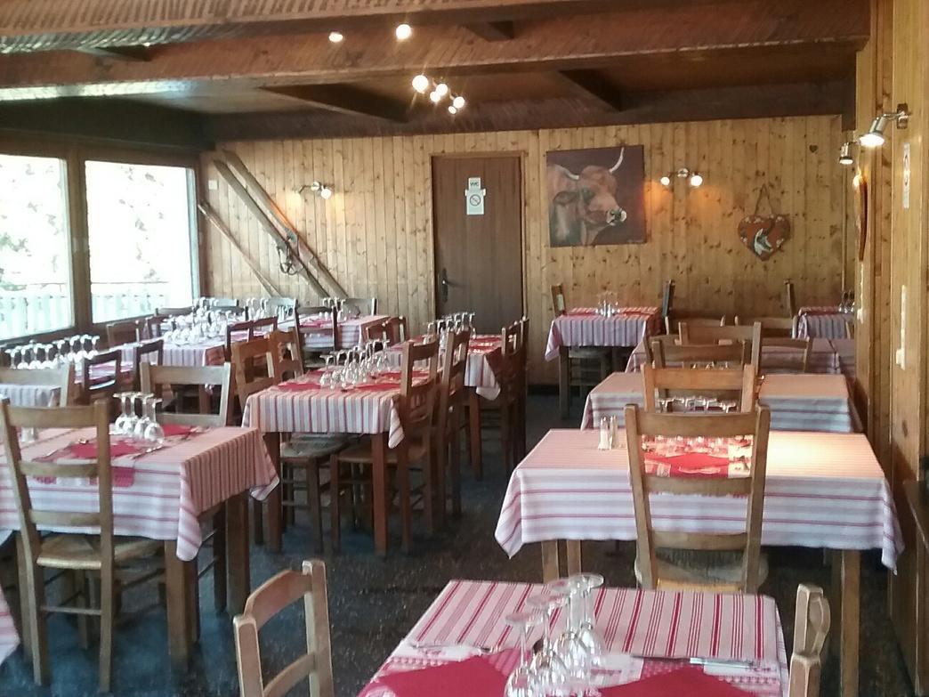 Hotel Restaurant Les Rosieres Маніґо Екстер'єр фото